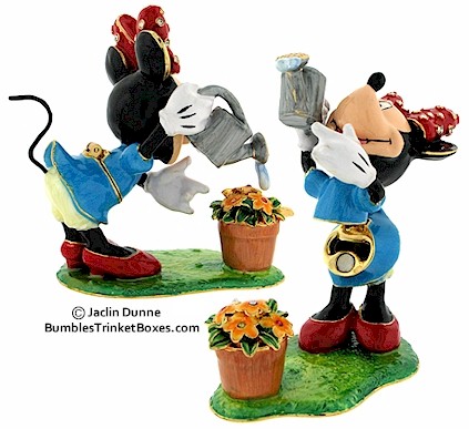 The Disney Minnie Mouse Watering Flowers ring box will NOT hold our